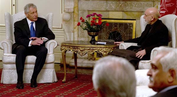 Hagel Meets Karzai after Security Threat, Friction