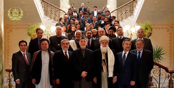 Karzai Meets with Candidates,  Talks Elections and BSA