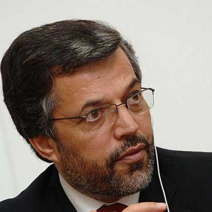 Afghanistan, Pakistan  Both Targeted by Terrorists, Qanooni 