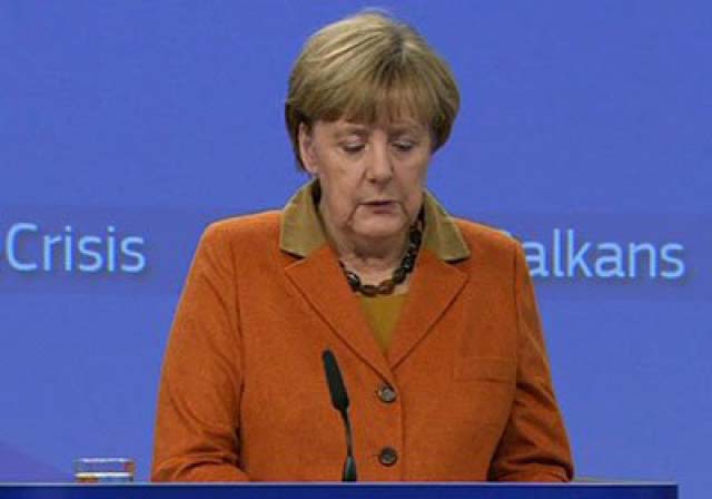 40%of Germans Say Merkel Should Resign over Refugee Policy: Poll