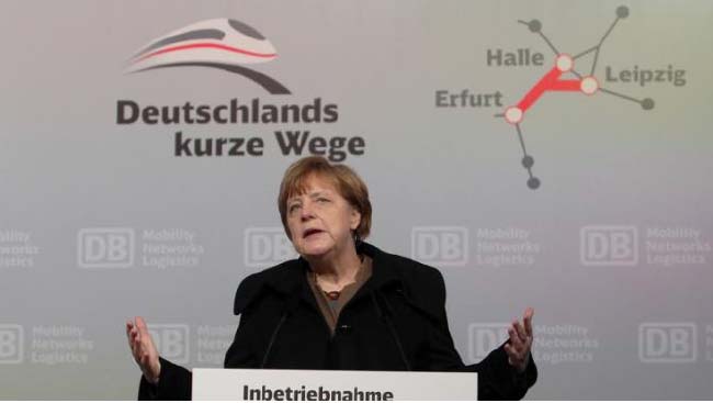 Merkel Against Set Limit to  Number of Migrants’
