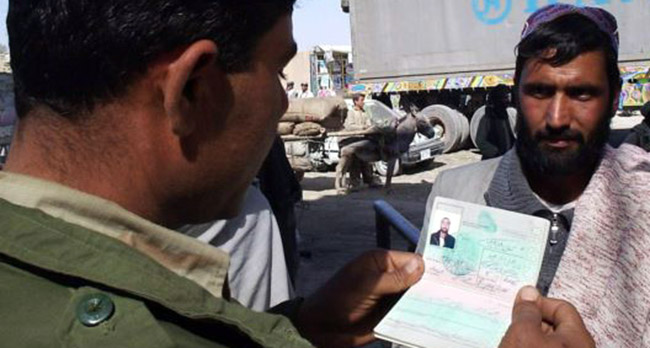 Poll Finds 90% Pakistanis Back Afghan Visa Restriction