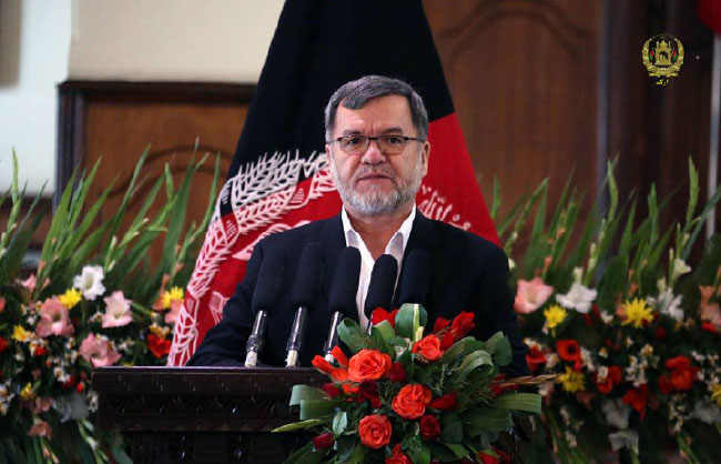 Unconstitutional  Claims to Trigger Crisis, Warns Danish