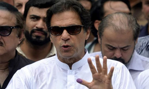 Imran Khan Pledges to Grant Citizenship to Afghan Refugees