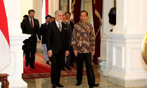 Indonesian President Calls  on Taliban to End War