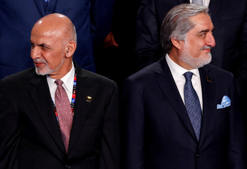 Karzai, Sayyaf Attempt Mediation of Political Stalemate
