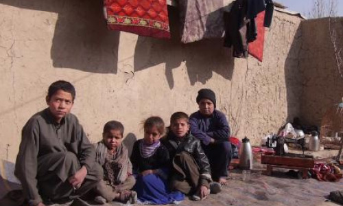 Air Pollution Threatens Displaced Families in Kabul