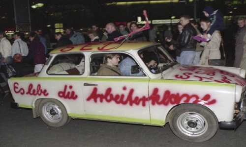 30 Years After Berlin Wall Fell,  East-West Divides Remain