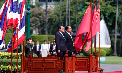China, Thailand Pledge Further  Cooperation in Trade, Connectivity