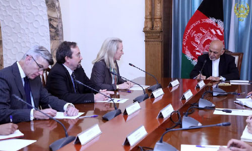 Alice Wells Holds Talks with Afghan Leaders