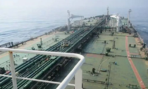 Saudi Arabian Border Guards: Iranian Tanker Captain Says Breakage Caused Leak