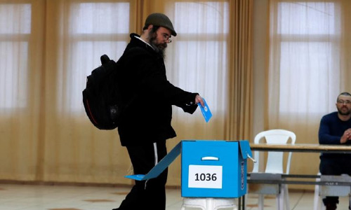 Polls Open in Israel’s Third Election  in Less Than a Year