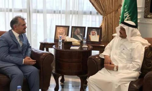 Afghan Envoy Meets  Saudi Hajj Minister in Riyadh