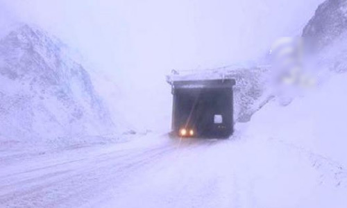 Salang Highway Closed against Heavy Traffic  Following Snow