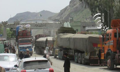 Pakistan Keeps Torkham  Border Crossing Open