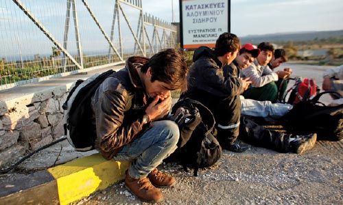 15 Club-Wielding Afghan  Migrants Detained in Turkey