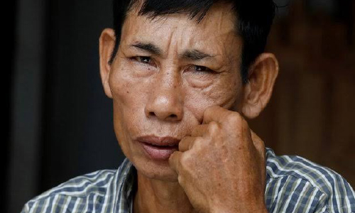 Vietnam Police Take DNA from Relatives of Suspected Truck Victims