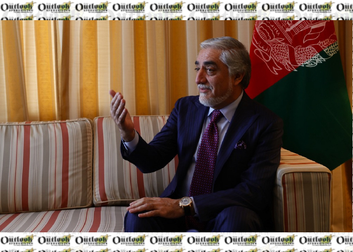 Abdullah Calls for Dialogue and Decisions, Not Speeches, at Istanbul Summit