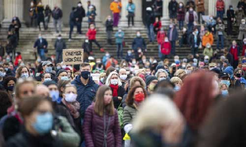 New US virus cases top 83,700 for 2nd day in row