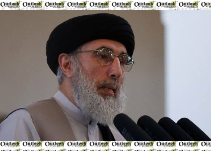 Hekmatyar Warns of Surrounding Afghan Presidential Palace