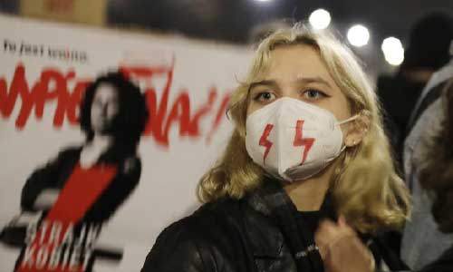Poland protests leader: abortion court ruling must be waived