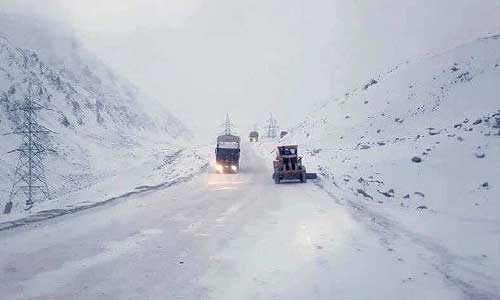 Salang Pass Closed to  Cargo Trucks