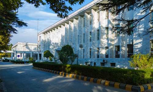Diplomacy and Its Challenges in Foreign  Ministry of Afghanistan