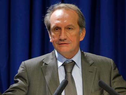 French DM to Meet Troops, Authorities in Afghanistan
