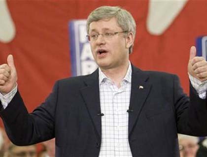 Canadians Vote  Monday as Harper Asks for Majority