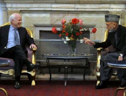 Karzai Meets  US Senator 