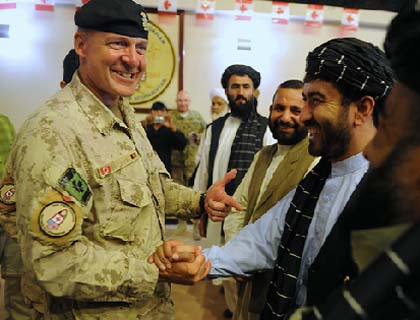 Trainers to Stay in Afghanistan Until 2014: Canadian DM