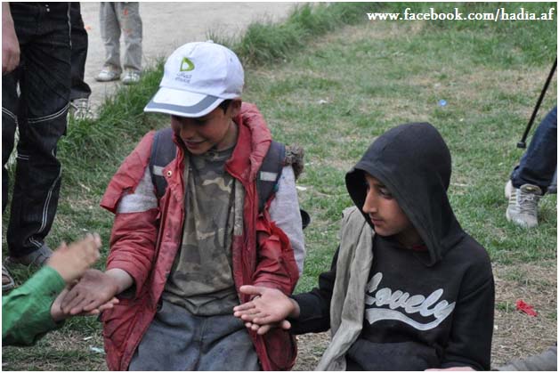 working kids in kabul