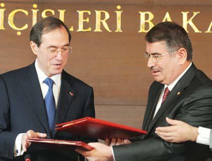 Turkey, France  Sign Domestic Security Cooperation Agreement