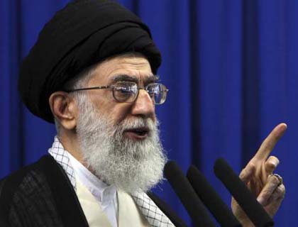 Khamenei Warns  of Government Divisions  after Rial Plunge