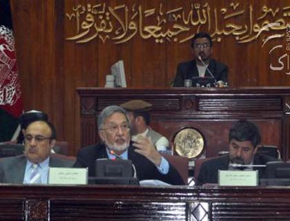 Lawmakers Vote for  Ministers’ Interpellation