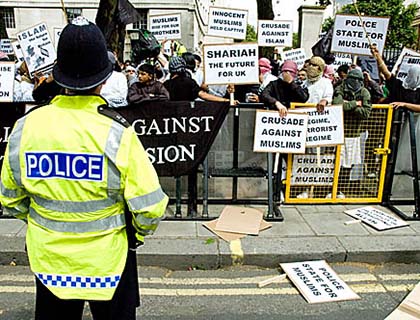 Terror Threat, New IRA and the UK Border Agency